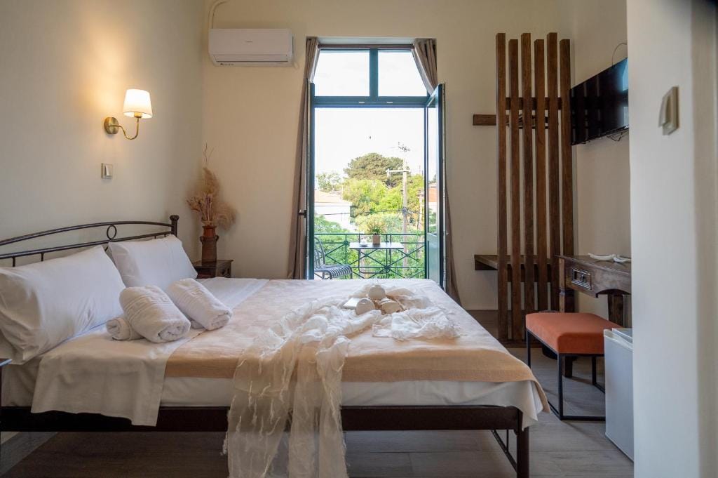 Orfeas Hotel — 2