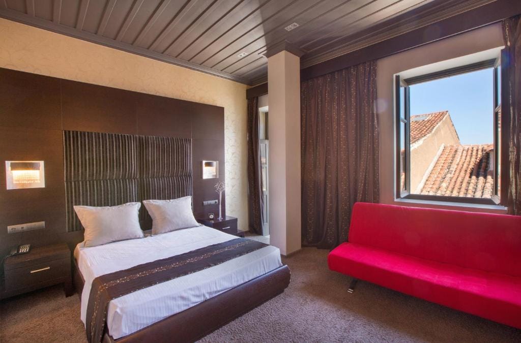 Aion Luxury Hotel — 2