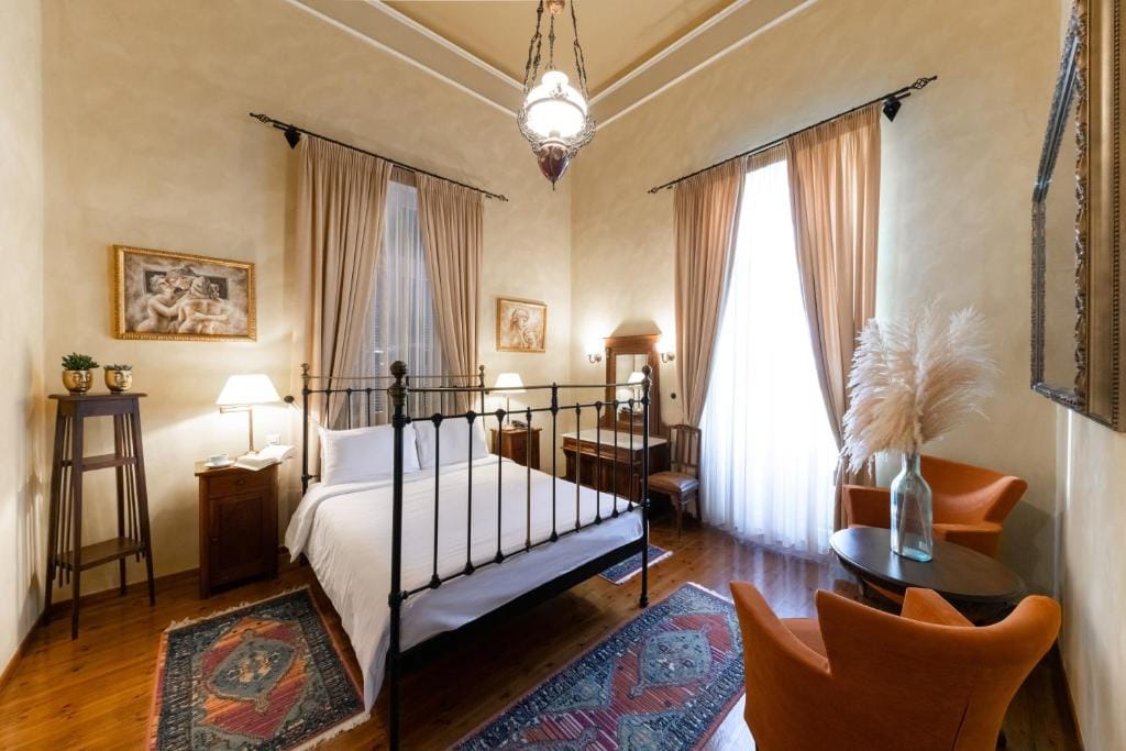 Nafsimedon Hotel — 2