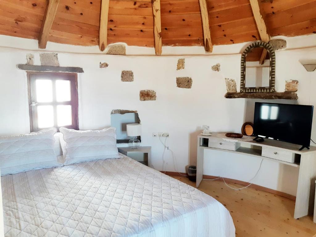 Fotilia Hotel — 2