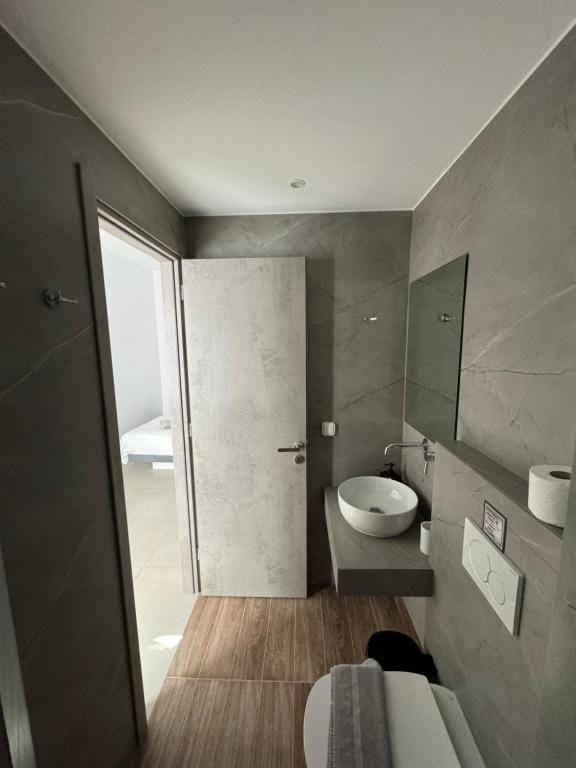 Madaky Hotel — 5