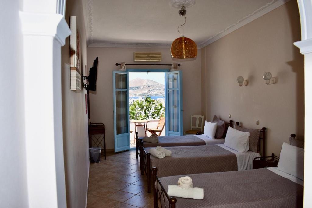 Minoa Hotel — 2