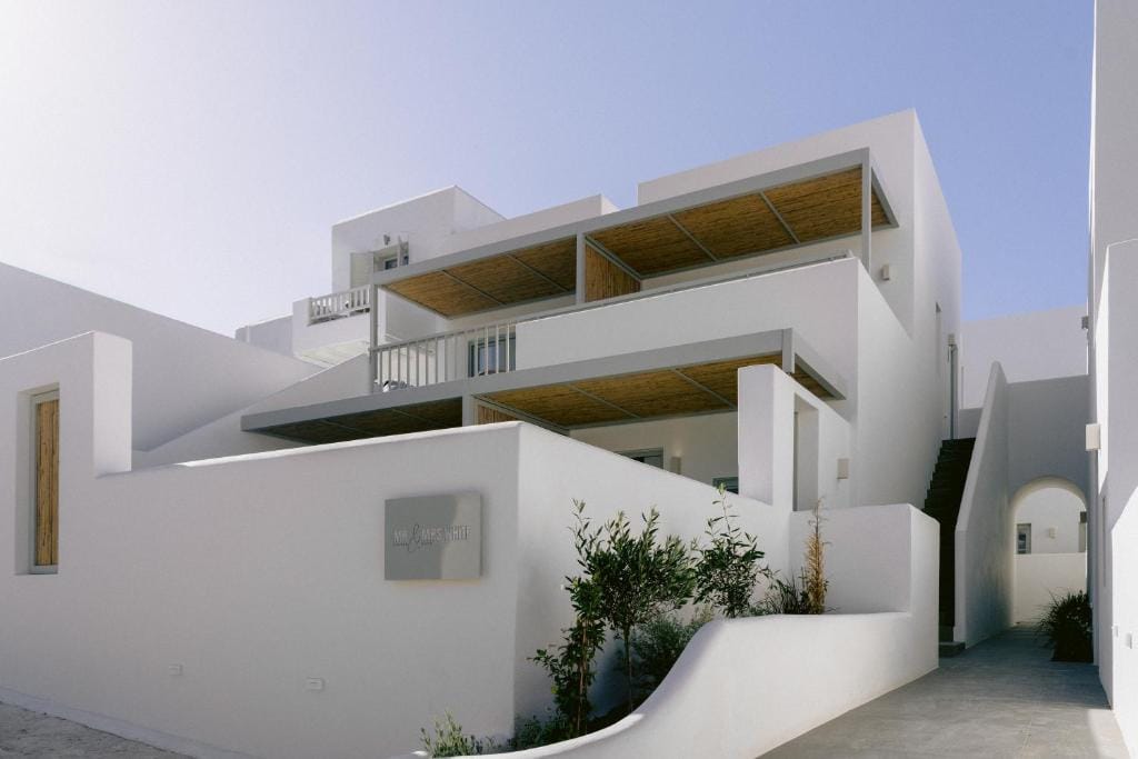 Mr and Mrs White Paros Suites & More — 5