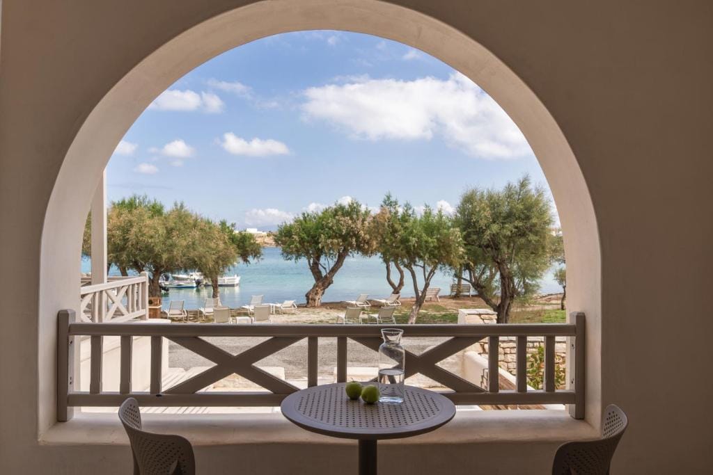 Salt Suites Paros — 4