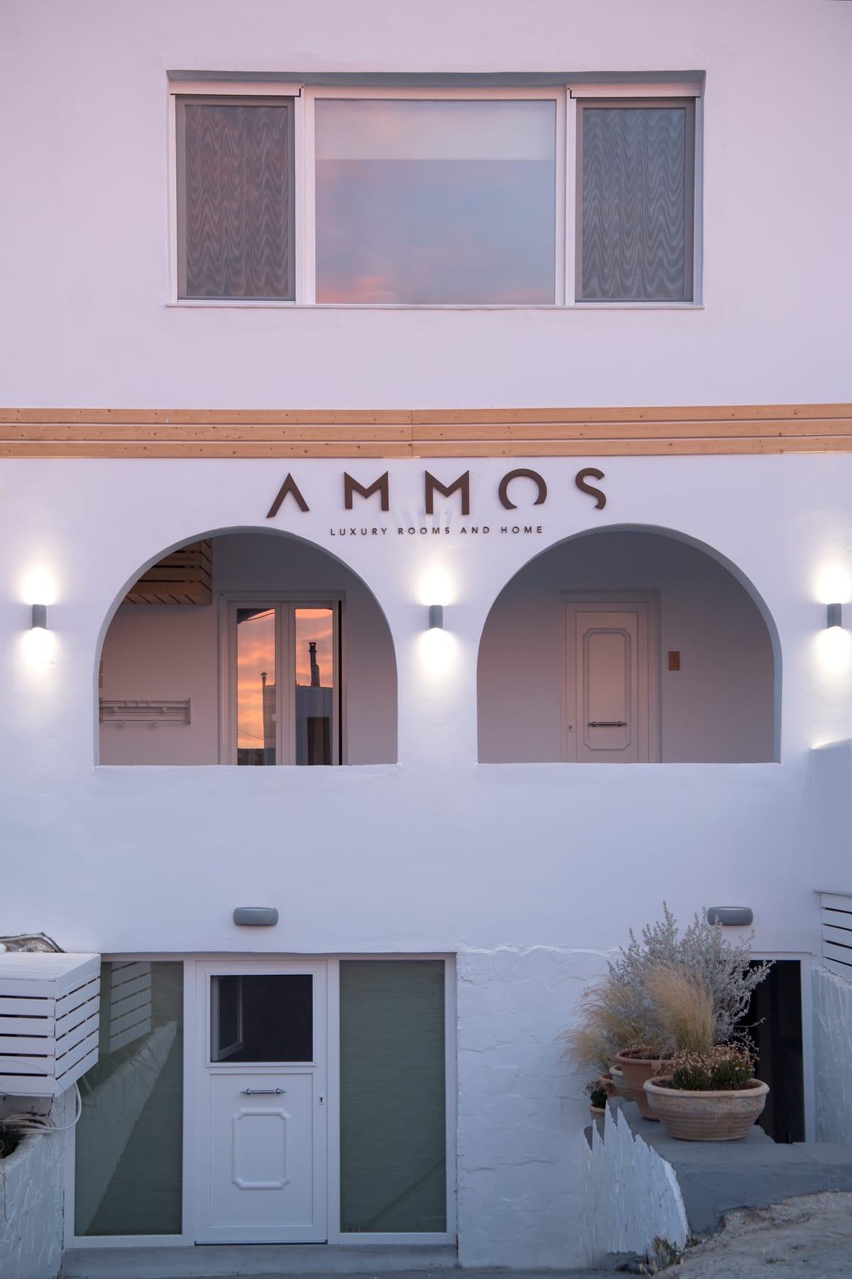 Ammos Luxury Rooms & Home — 4