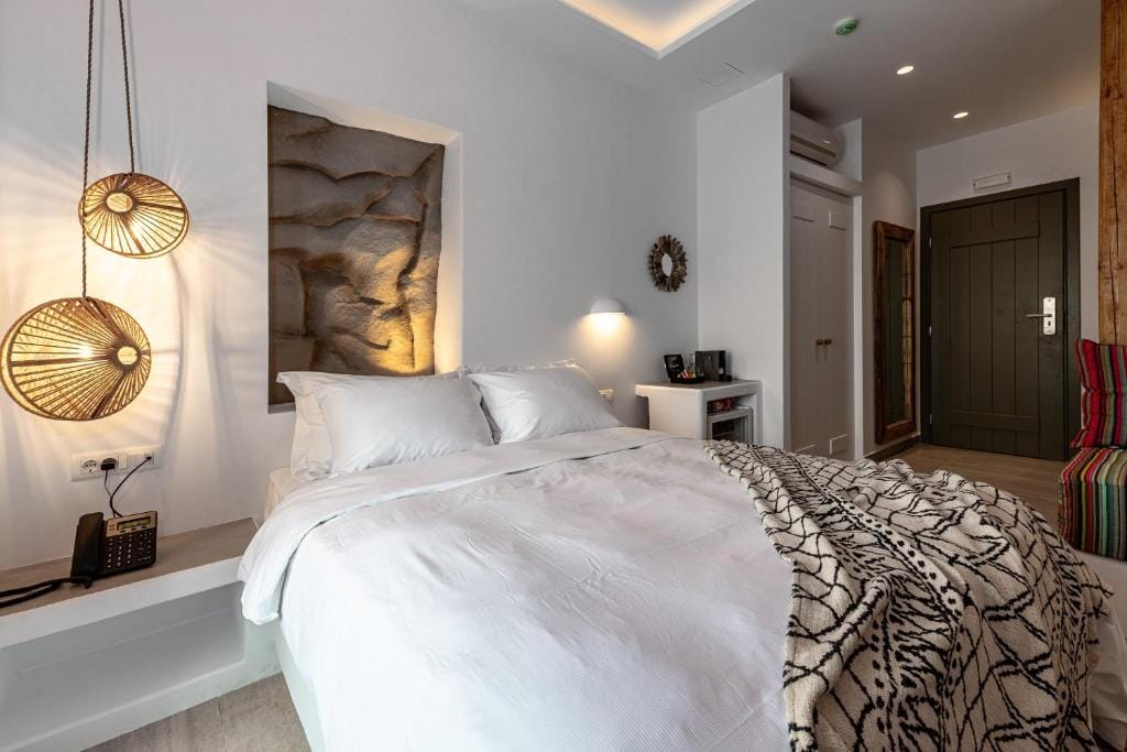 Bohemian Luxury Boutique Hotel — 4