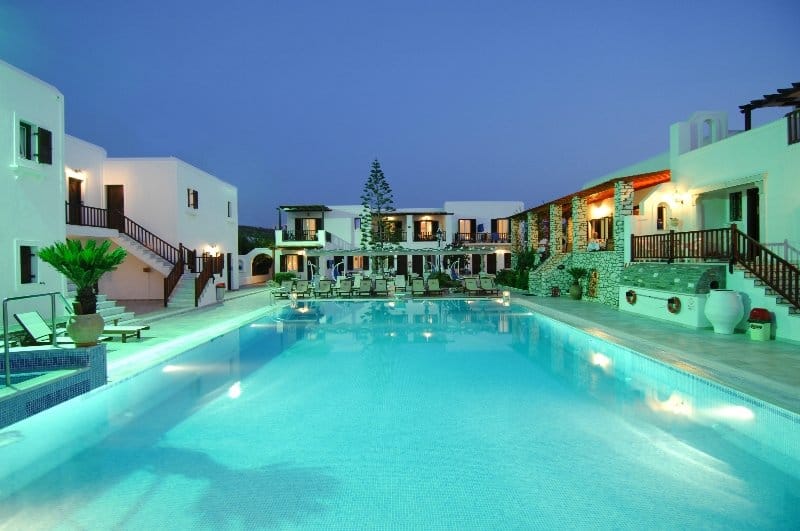 Contaratos Beach Hotel — 2