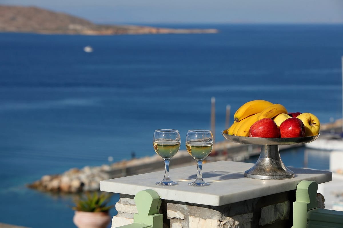 Villa Isabella - Seafront Rooms & Suites — 3