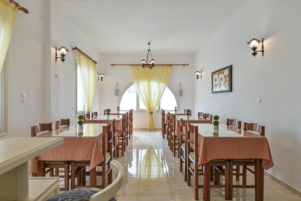 Hotel Zeus — 4