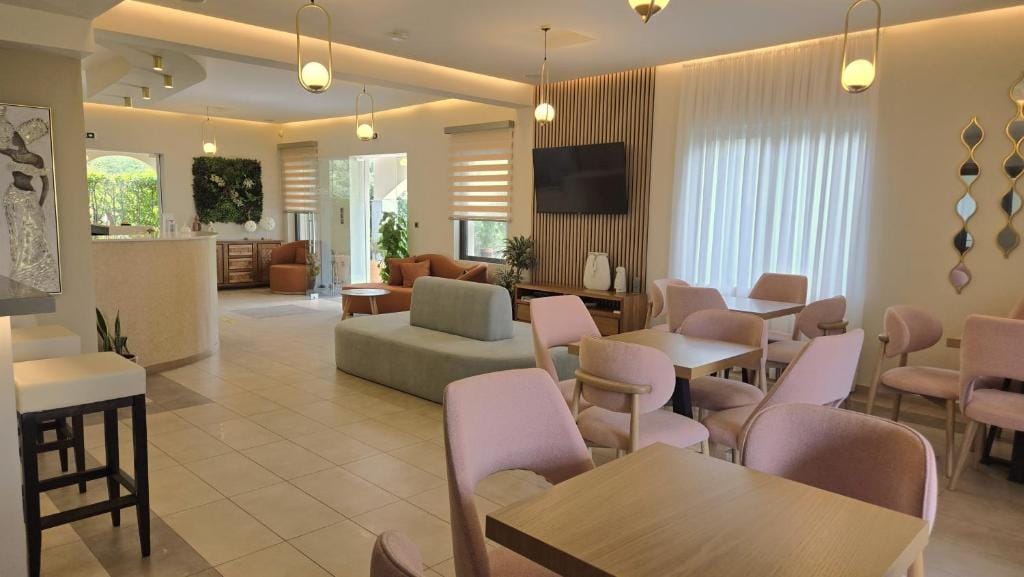 Eleana Boutique Hotel & Blue Infinity — 4