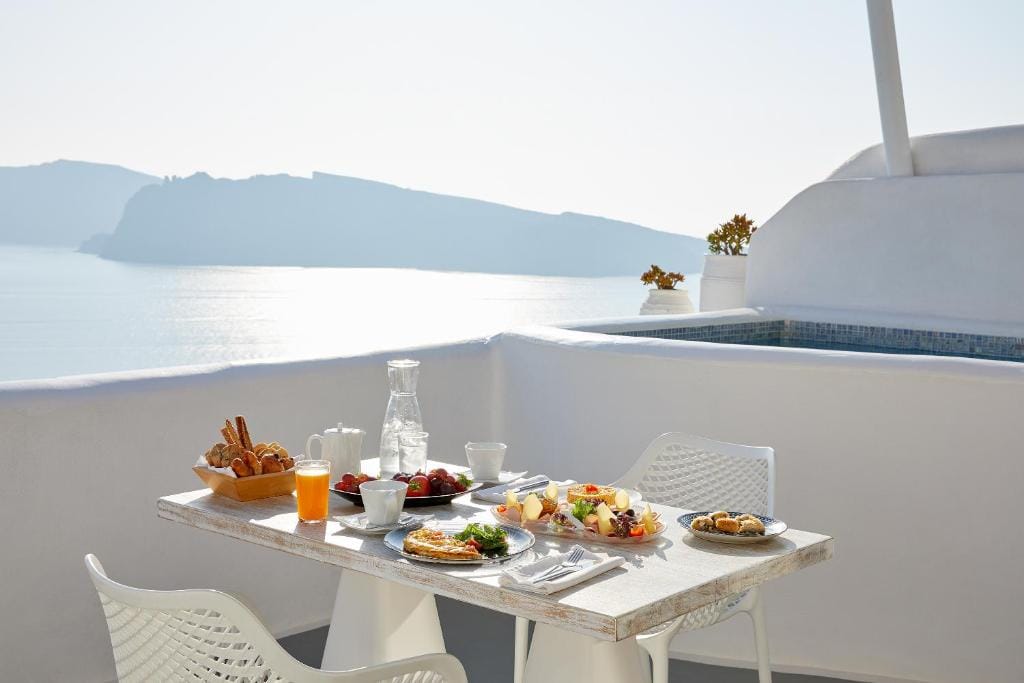 La Perla Villas and Suites - Adults Only — 4