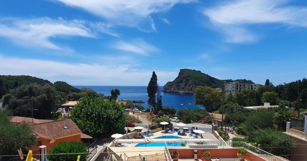 Paleo Inn Hotel