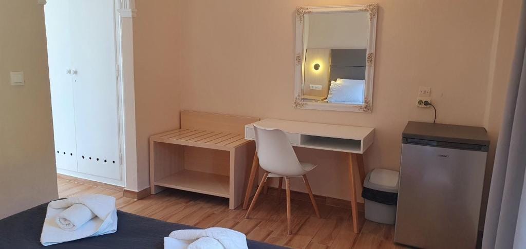 Paleo Inn Hotel — 3