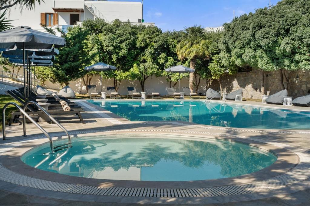 Polos Hotel Paros by GHH — 3