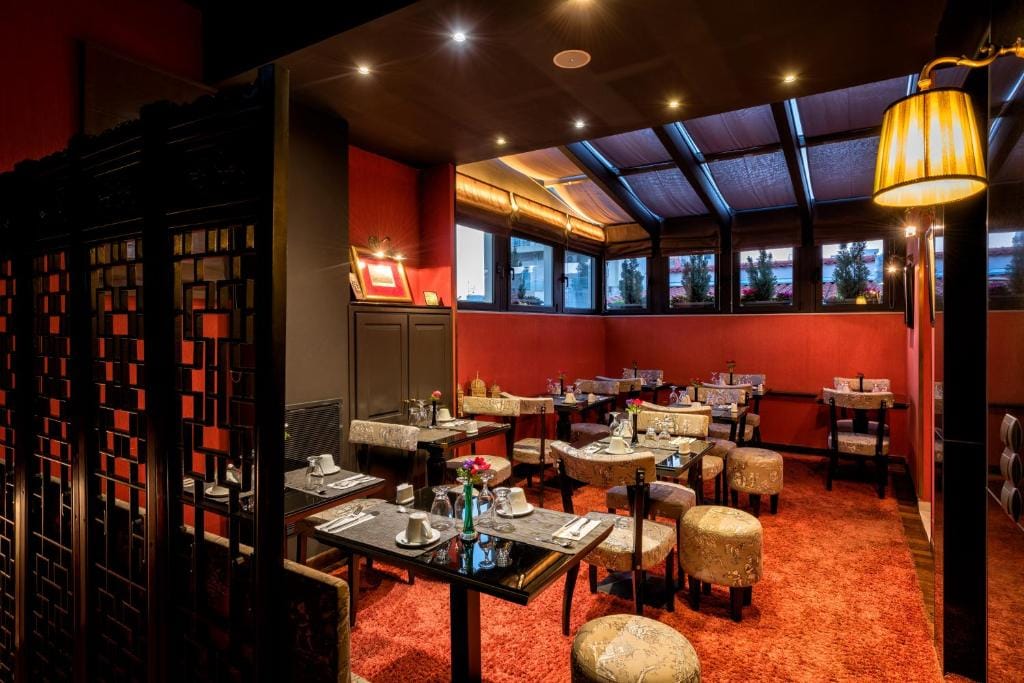 Maison Grecque Hotel Extraordinaire — 4