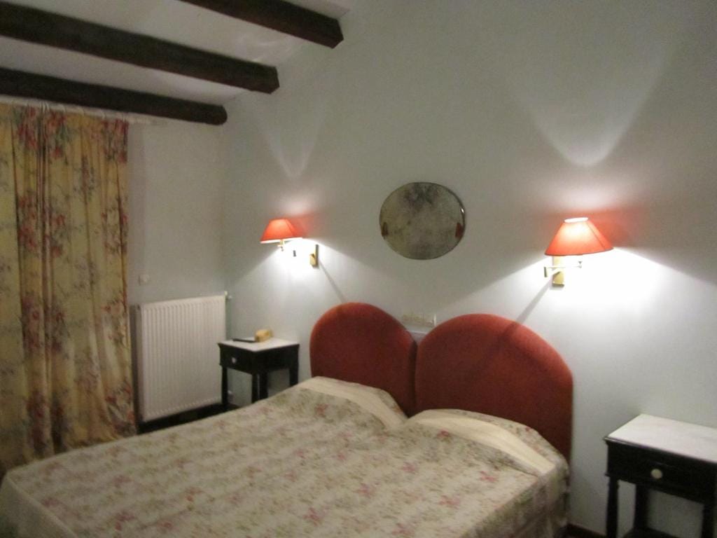 Levant Hotel — 2