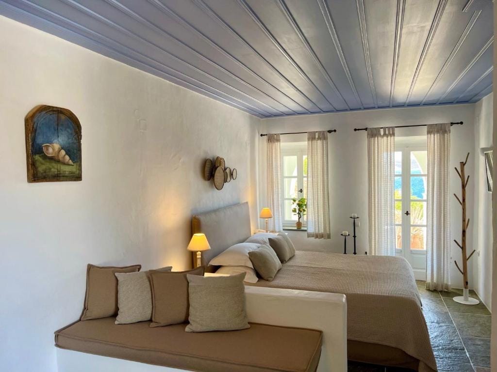 Niriedes Hotel — 2