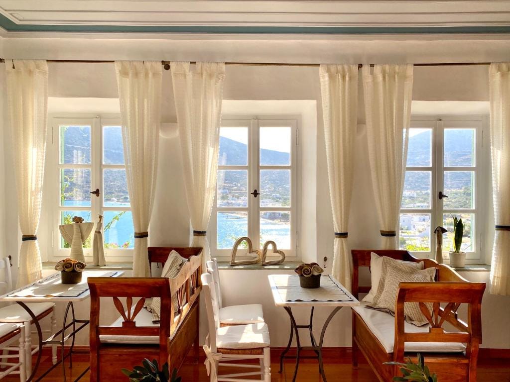 Niriedes Hotel — 3