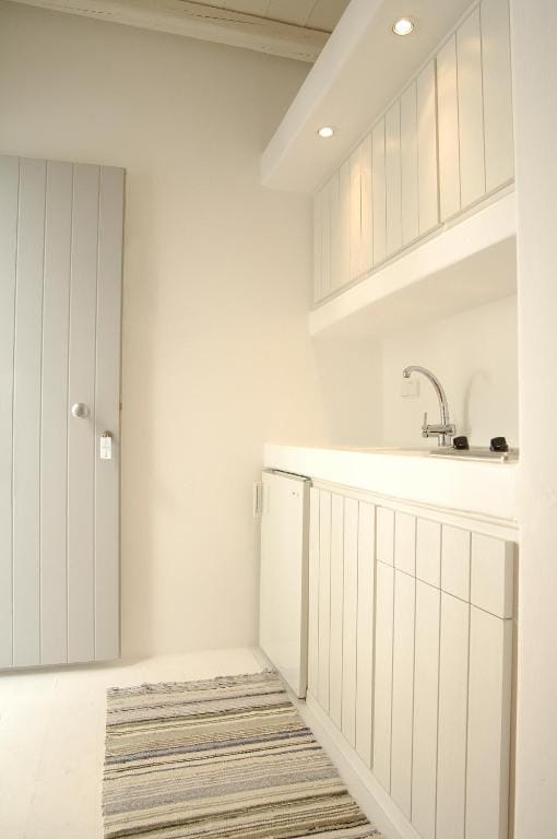 Kapetan Tasos Suites — 3
