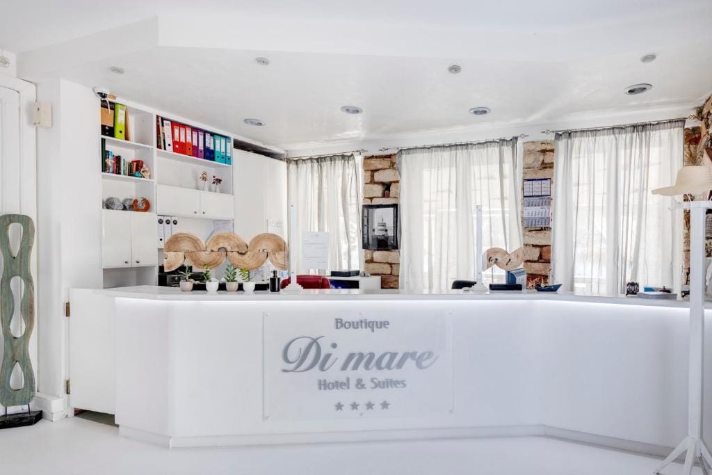 Di Mare — 4