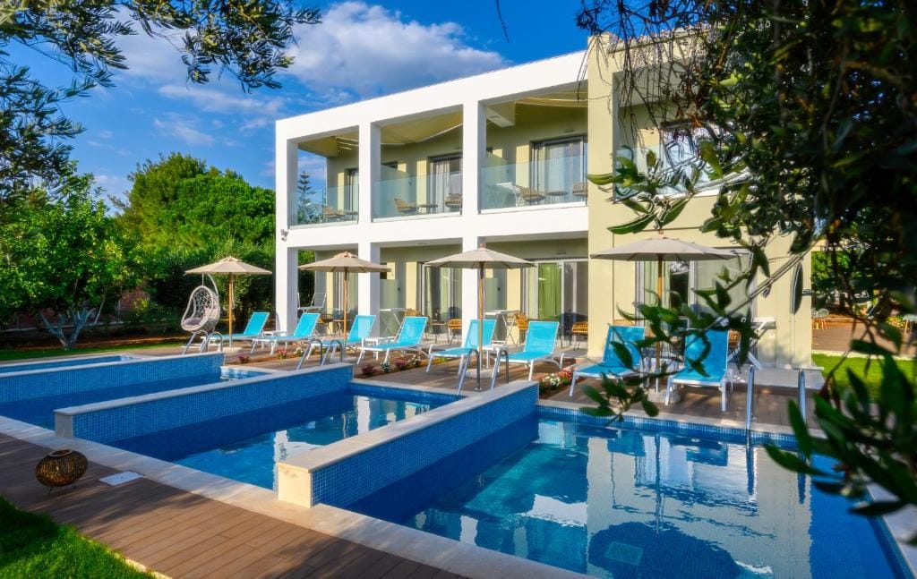 Alonaki Resort — 4