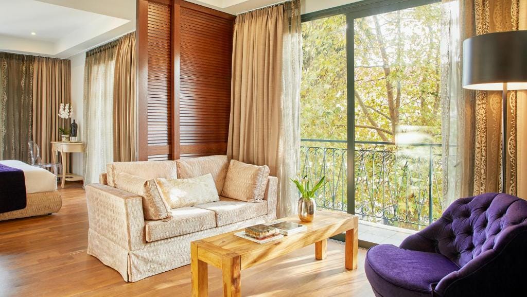 Dioni Boutique Hotel — 4