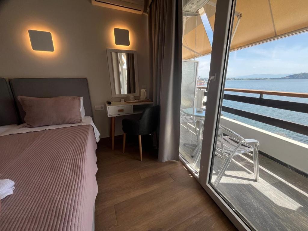Hotel Avra — 4