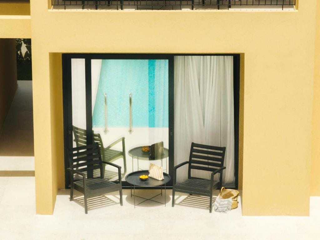 Marea Luxury Suites — 5