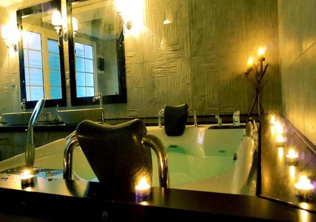 Queen Boutique Suites Preveza — 3