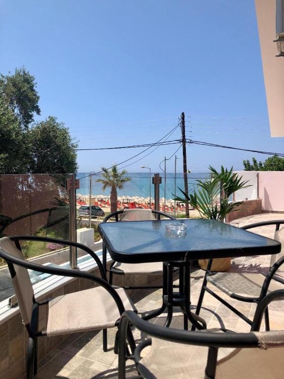Sirakgast Ionian Sea Appartments — 4
