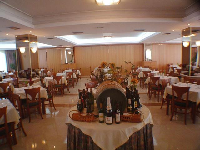 Continental Palace — 5