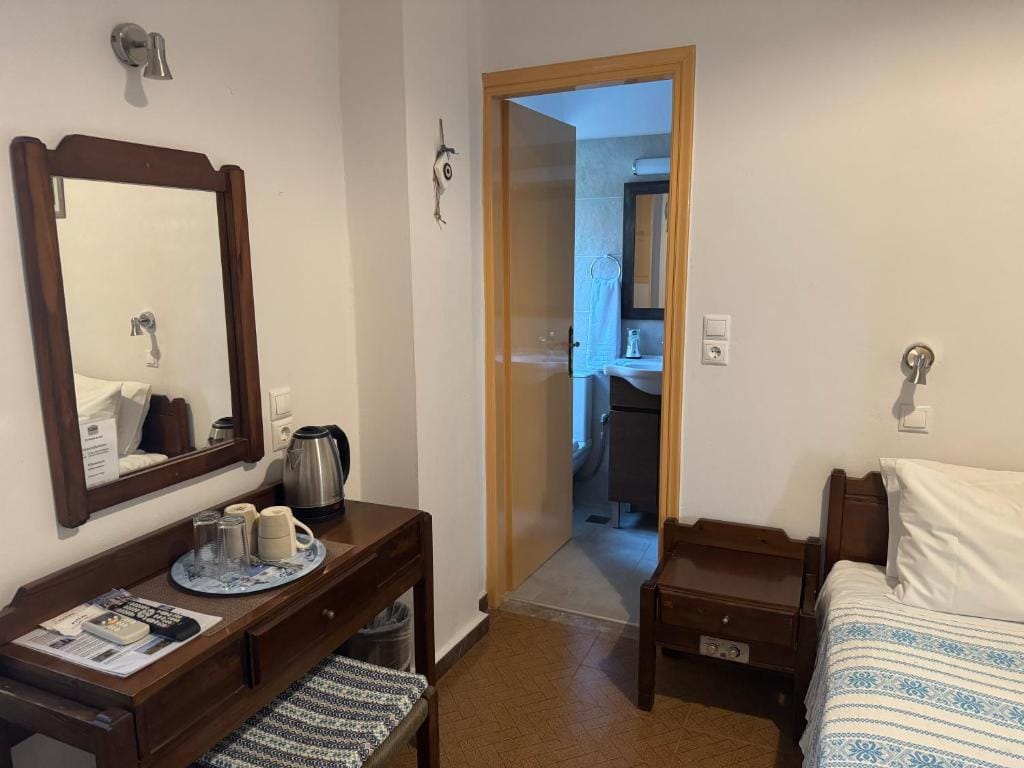 Pythaïs Hotel — 5