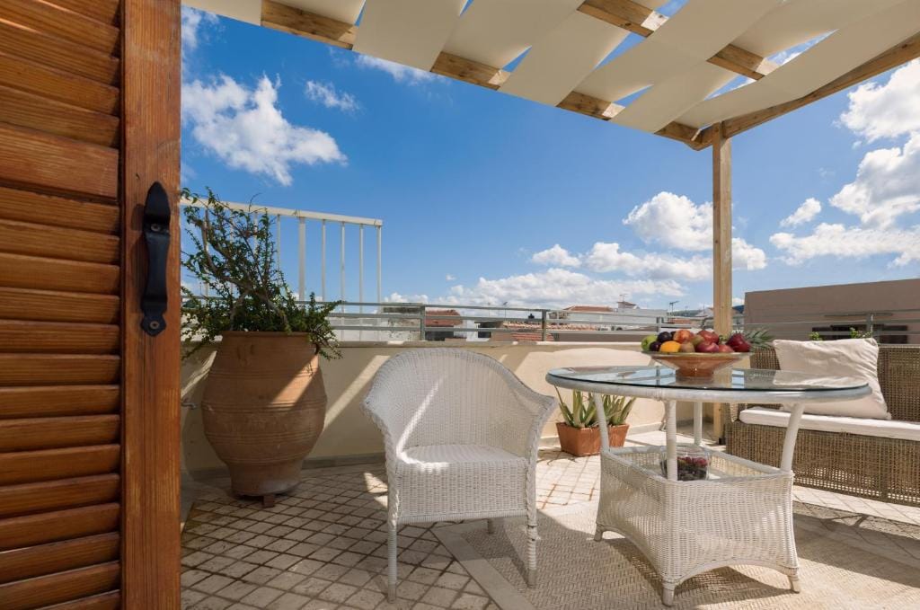 Avli Lounge Apartments — 4