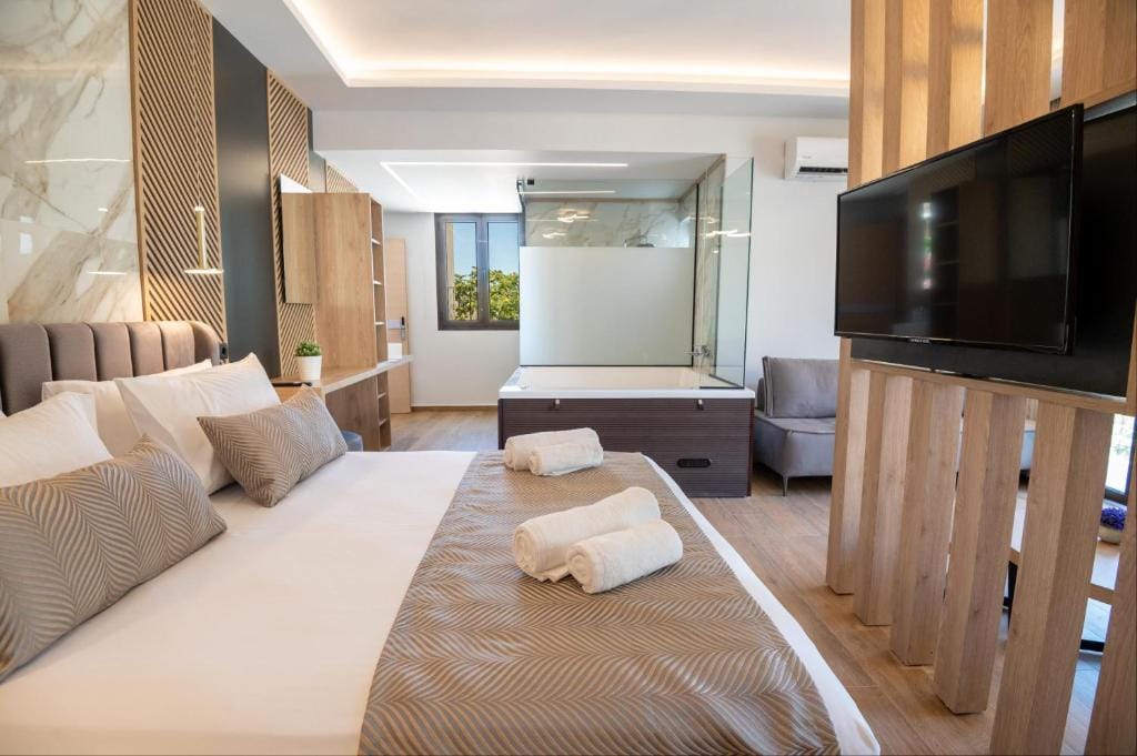 John & Mary Suites — 3