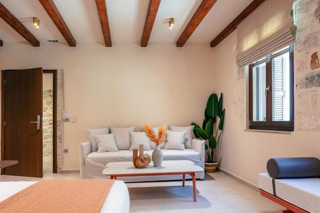 La Montre Luxury Boutique Suites — 5