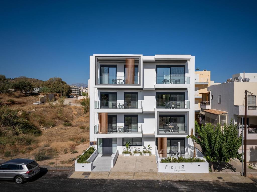 LIRIUM luxury suites — 5