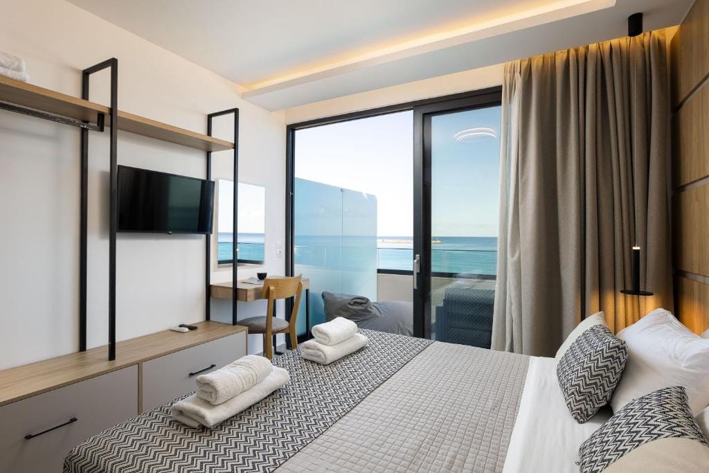 Poseidon Hotel — 2