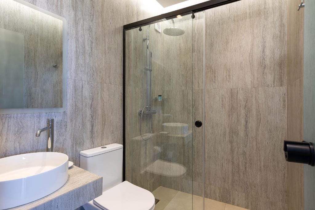 Poseidon Hotel — 5