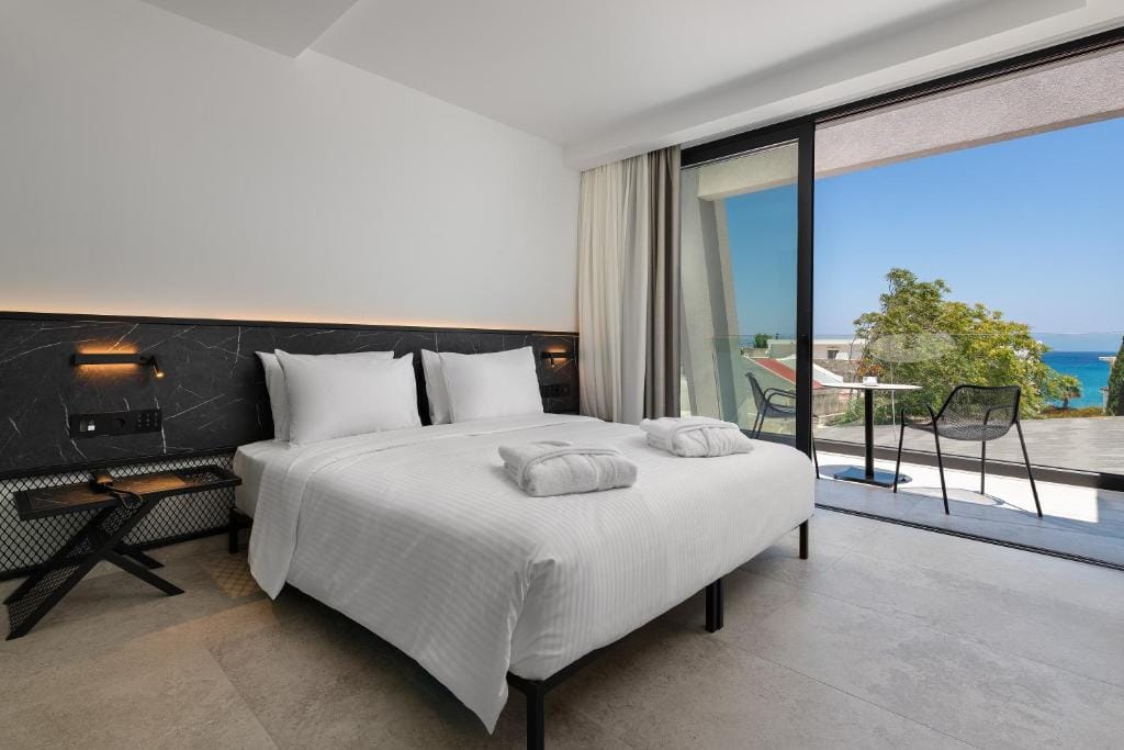 Agkyra Hotel — 2