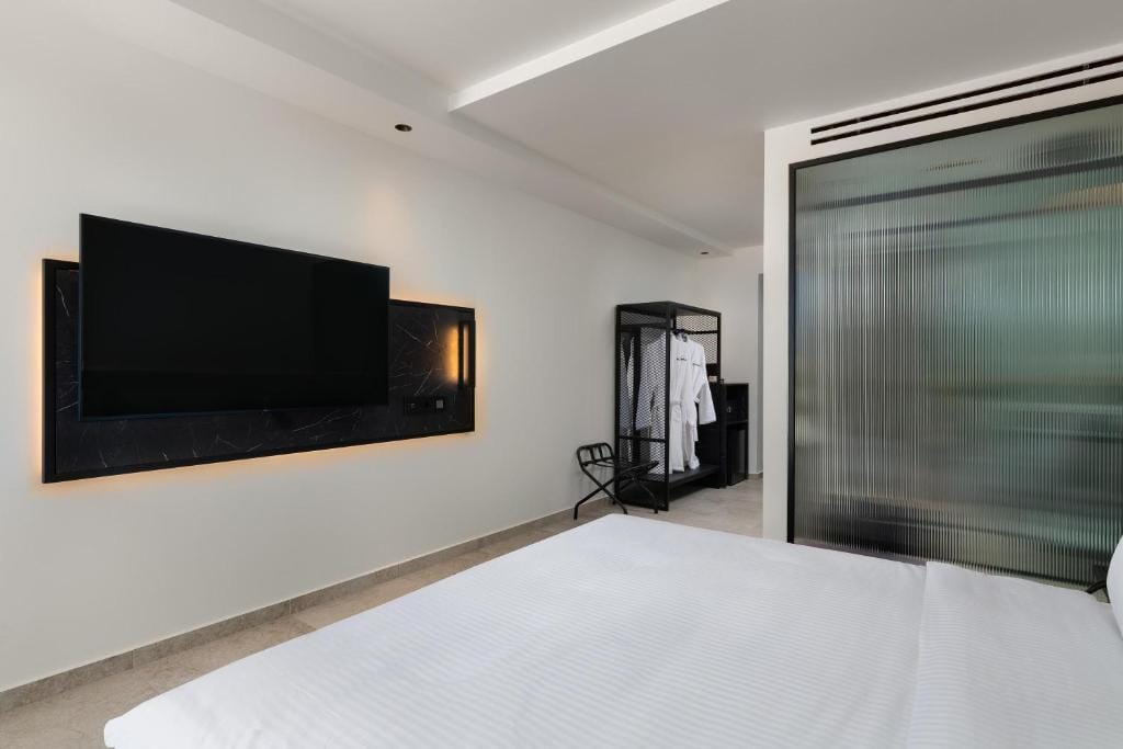 Agkyra Hotel — 3