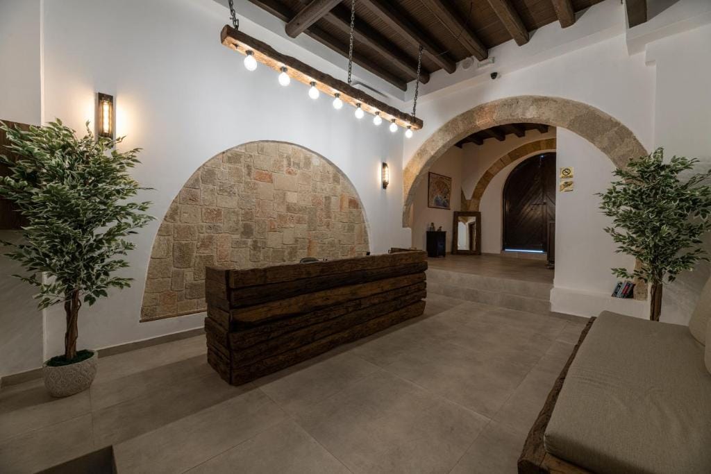 Ancient Knights Luxury Suites — 5