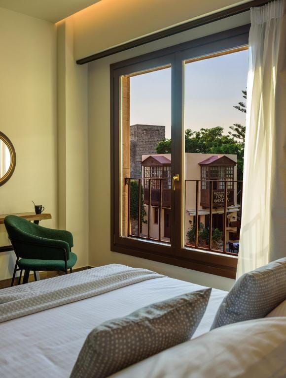 Arthur Suites in Old Town — 2
