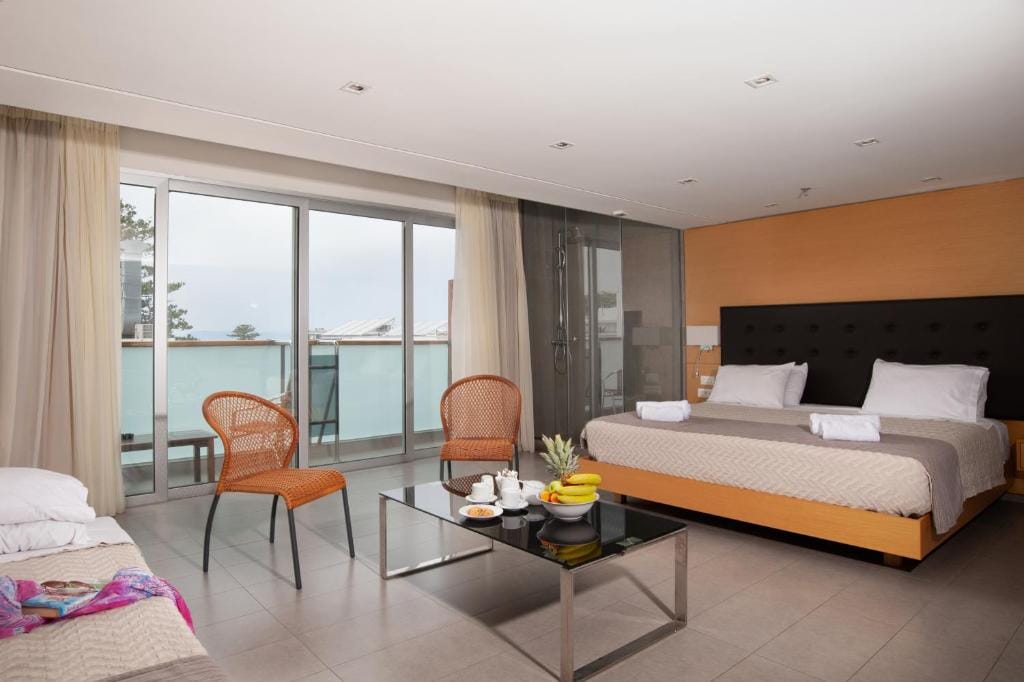 Atlantis Boutique City Hotel — 2