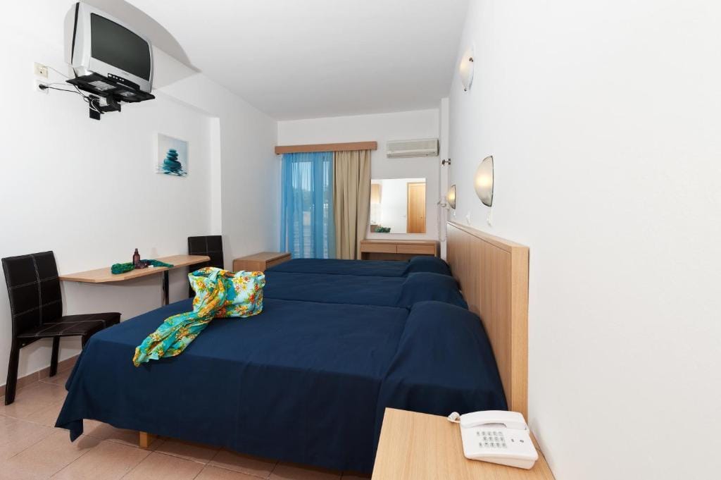Europa Hotel — 2