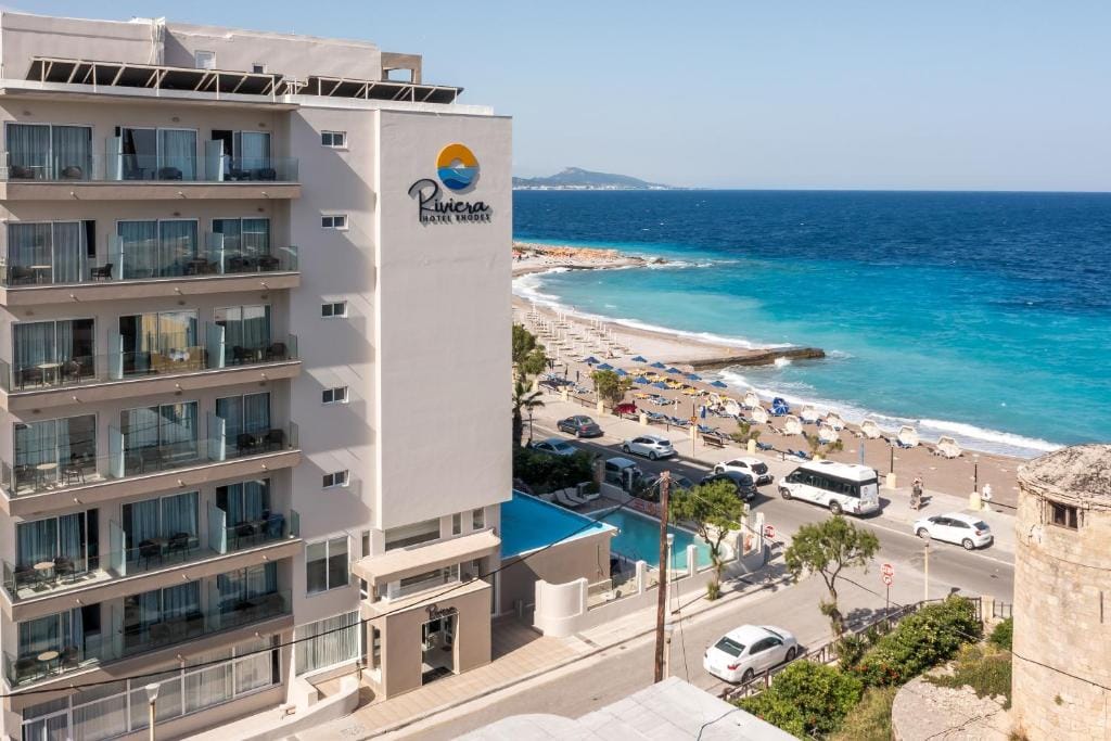 Hotel Riviera — 1