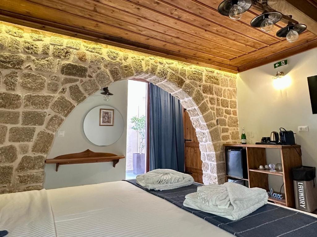 Midgard Suites (Medieval Town) — 2