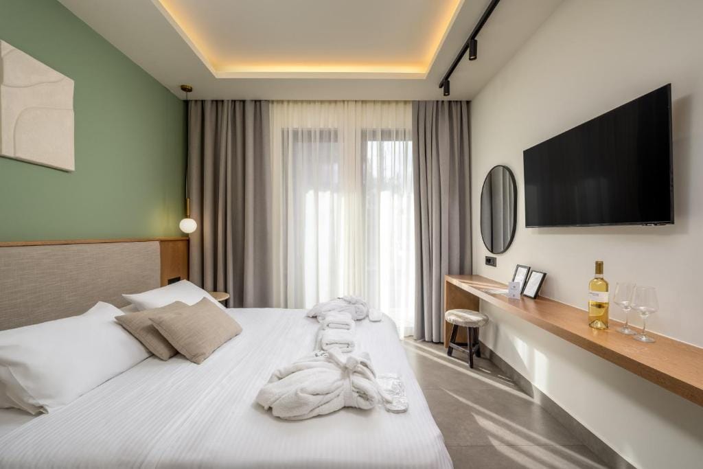 Monarco Executive Rooms — 4
