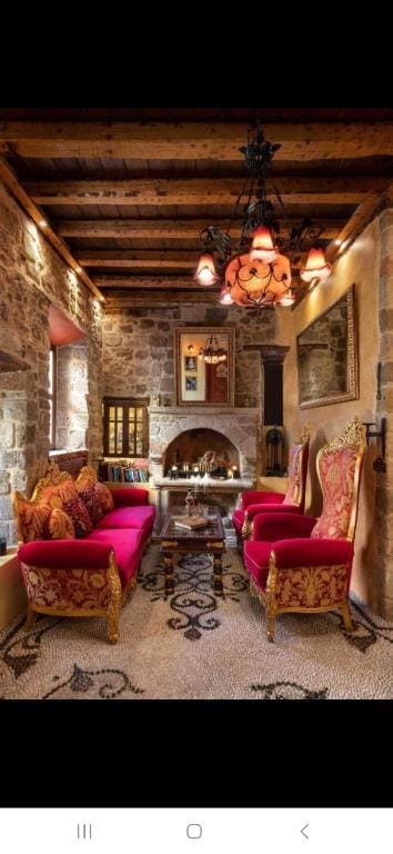 Nikos Takis Boutique Fashion hotel — 1