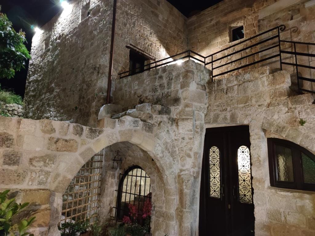 Porolithos Boutique Hotel — 4
