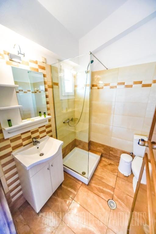 Angelina Hotel & Apartments — 3